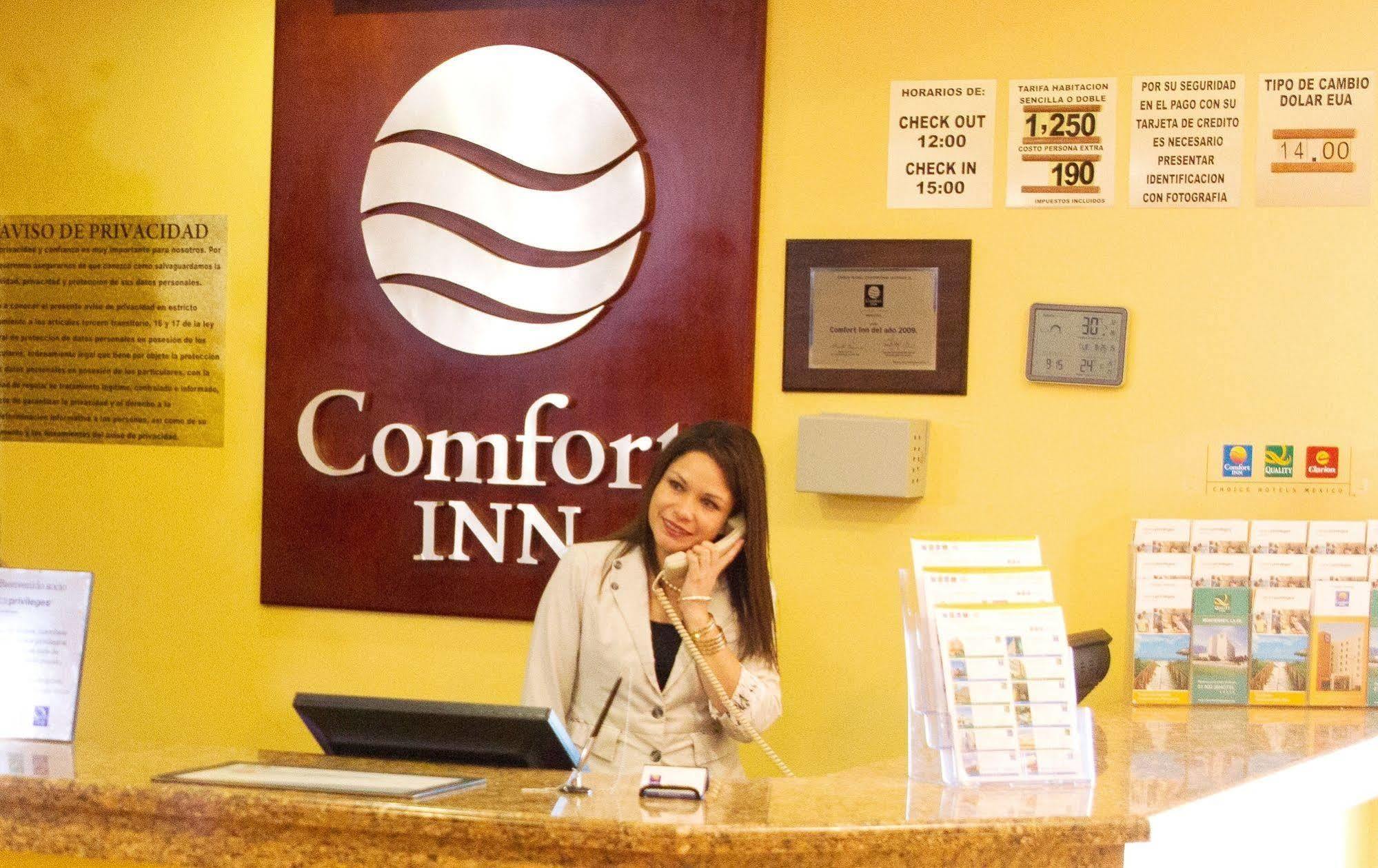 Comfort Inn Monclova Exteriér fotografie